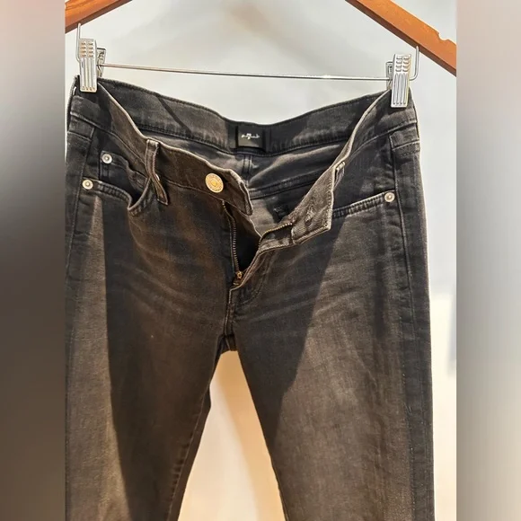 Jeans - Picture 11 of 12